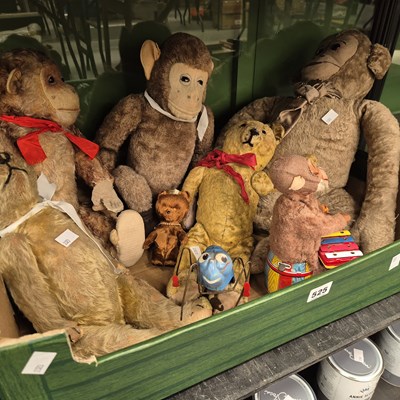 Lot 525 - Teddy bears, soft toy monkeys and two...