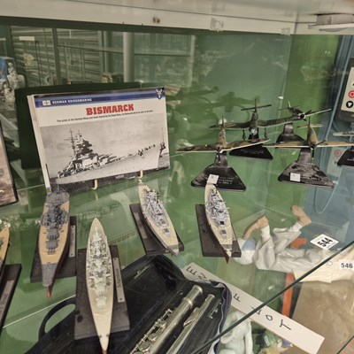 Lot 544 - Die cast scale models of WWII war ships and...