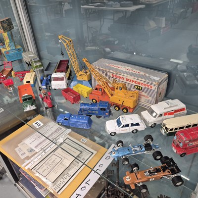 Lot 610 - Dinky and other die cast toys to include farm...