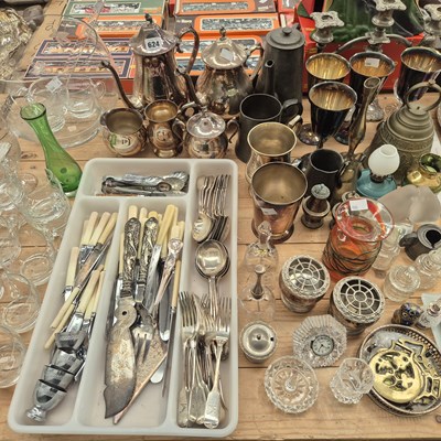 Lot 624 - A clear glass punch bowl with cups,...