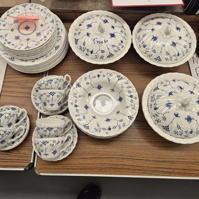 Lot 704 - A Myott 'Finlandia' dinner and tea service