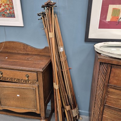 Lot 12 - A large collection of vintage snooker cues and...