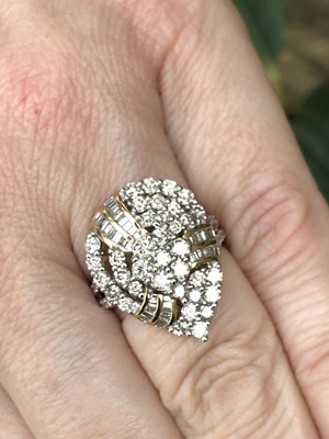 Lot 1139 - 10ct yellow gold pear shaped cluster ring with...