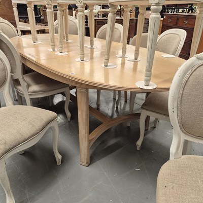 Lot 122 - A modern extending dining table H 78 W 223 D...