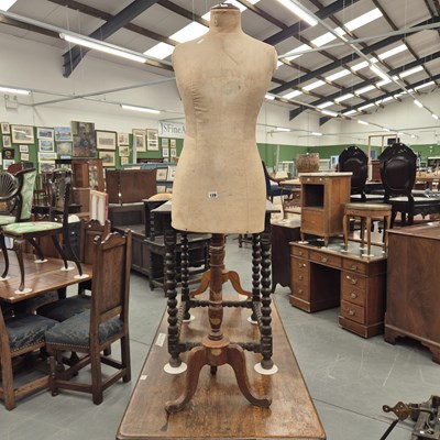 Lot 129 - A dressmaker's dummy