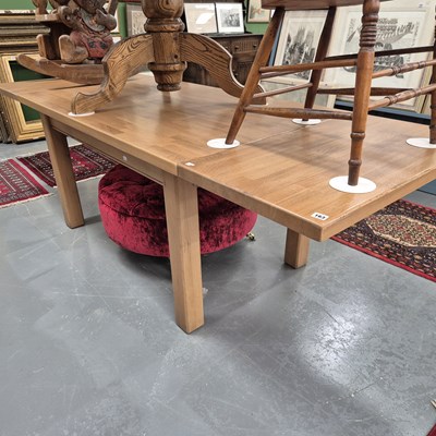 Lot 163 - A modern oak extending dining table H 79 W 247...
