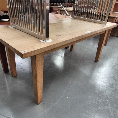 Lot 308 - A large modern oak dining table H 74 W 183 D 85cm