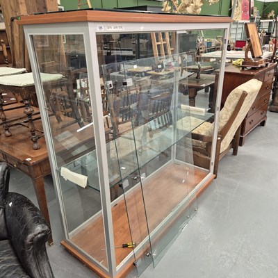 Lot 325 - A good quality alloy framed display cabinet H...