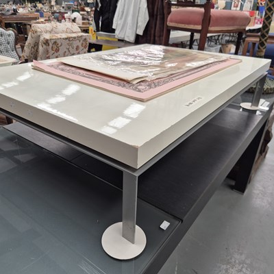 Lot 342 - A modern coffee table H 28 W 121 D 81cm