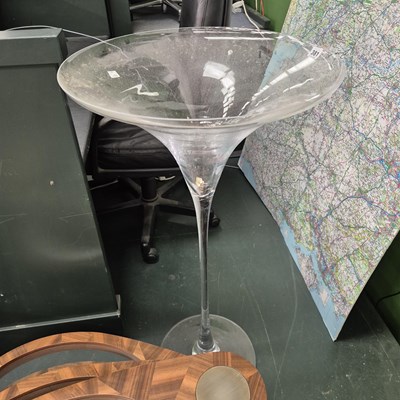 Lot 381 - A very large Martini glass H 100 Ø 50cm