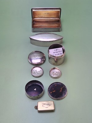 Lot 1408 - An engine turned silver snuff box, Birmingham...