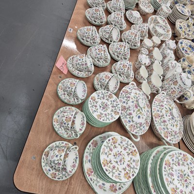 Lot 893 - An extensive Minton 'Haddon Hall' dinner...