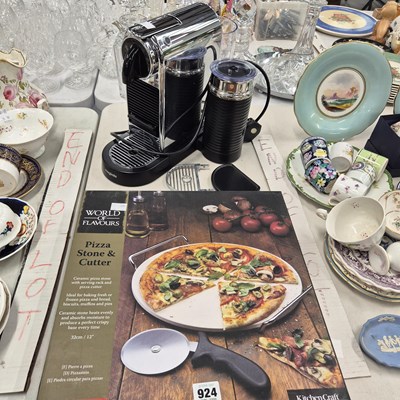 Lot 924 - A Moulinex 'Nespresso' coffee machine and a...