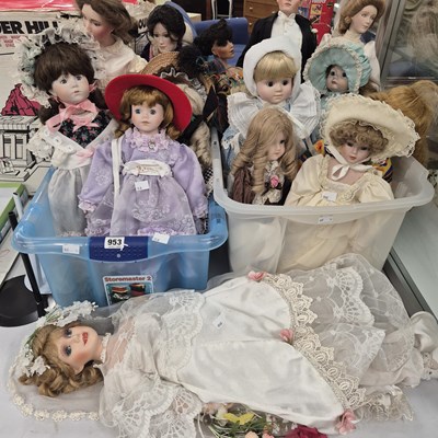 Lot 953 - A group of 13 modern bisque-head and other dolls