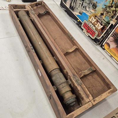 Lot 959 - A WWII brass heavy artillery gun sight in its...