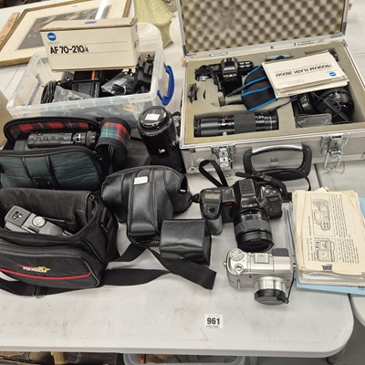 Lot 961 - Two Minolta cameras and various associated...