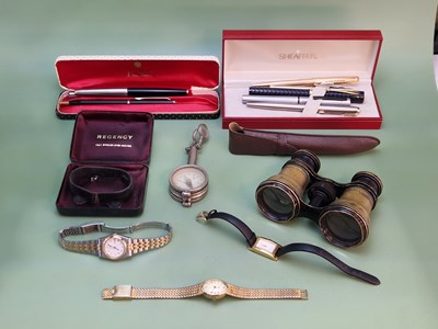 Lot 1239 - A Parker rolled gold pen, Shaeffer and Parker...