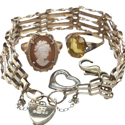 Lot 1247 - A 9ct hallmarked gold gate bracelet, a 9ct...