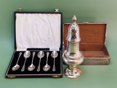 Lot 1465 - A hallmarked silver cedar-lined cigarette box,...