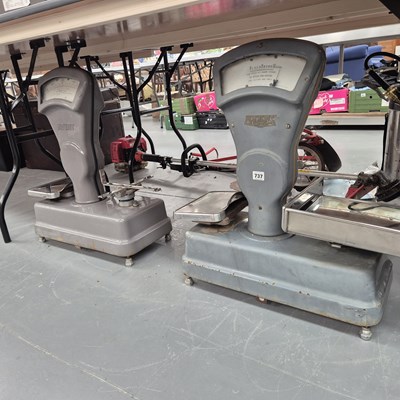 Lot 737 - Two large Avery balance scales