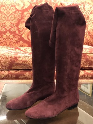 Lot 11 - Shoes - A pair of burgundy Robert Clergerie...