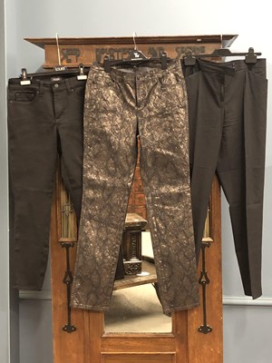 Lot 19 - Clothing - A pair of Lafayette 148 New York...