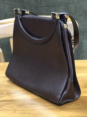 Lot 27 - Handbag - A brown leather Balley shoulder bag,...