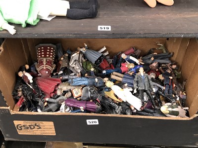 Lot 520 - A large collection of Dr Who figures