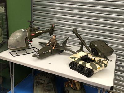 Lot 524 - Vintage toys; military themed to include,...