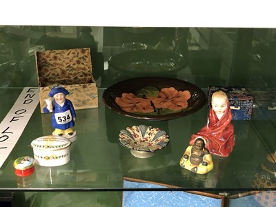 Lot 534 - A Moorcroft shallow dish, a Royal Doulton...