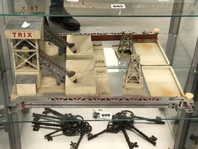 Lot 606 - A Trix railway elevator conveyor system for...
