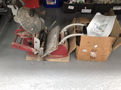 Lot 629 - An Adana 'Eight-Five' letterpress printing...