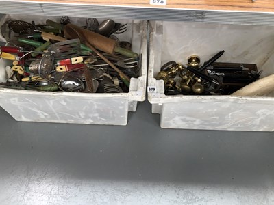 Lot 679 - Kitchenalia to include rolling pins and...
