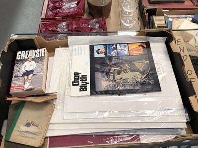 Lot 692 - A collection of vintage autographs including...