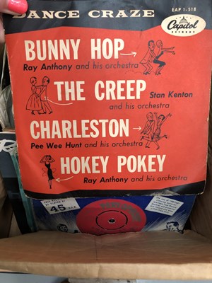 Lot 720 - Pop/Rock/Jazz: approximately three hundred 7"...