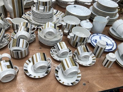 Lot 868 - A Midwinter Staffordshire part dinner service...