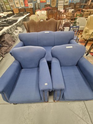 Lot 207 - An early 20th century three-piece suite, two...