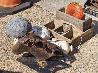 Lot 485 - A quantity of garden ornaments, including a...