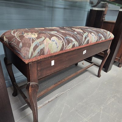 Lot 60 - An early 20th century duet piano stool