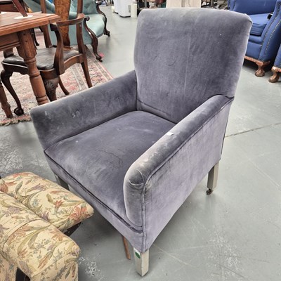 Lot 322 - An Edwardian armchair