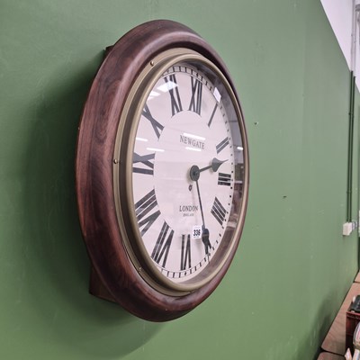 Lot 336 - A vintage wall clock