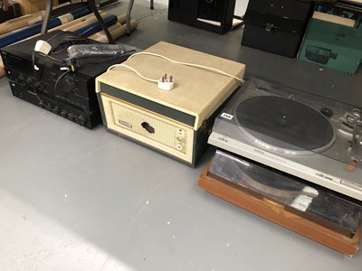Lot 755 - Hi-Fi gear: An Aiwa amp XA-005, an AMC amp...