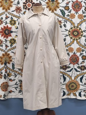 Lot 68 - Clothing - A Macintosh size 16 ladies trench...