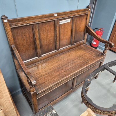 Lot 36 - An early 20th century oak box settle H 107 W...