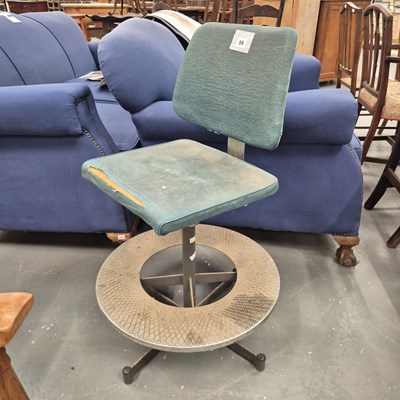Lot 59 - A mid century machinist's swivel chair