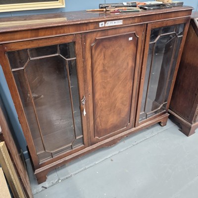 Lot 88 - An early 20th century glazed mahogany bookcase...